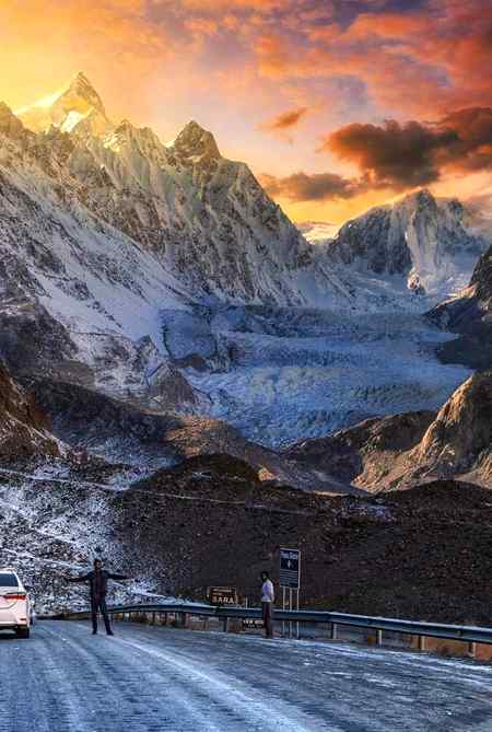 Passu glacier gilgit baltistan