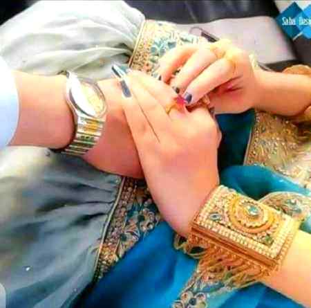 کسی کو آسانی سے نہ مل جانا
لوگ سستا سمجھ لیتے ہیں.
