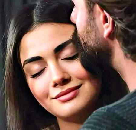 Ess daramy ka name kisi ko pata to bata deee ☺