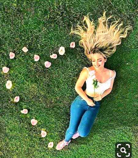 مجھے ڈر نہیں ہے اب کچھ بھی کھونے کا 🍂🍂میں نے زندگی میں زندگی کو کھویا ہے 🍁🍁