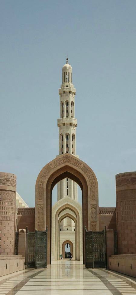 Beautiful Sultan Qaboos Grand Mosque ,Muscat Oman💕💕