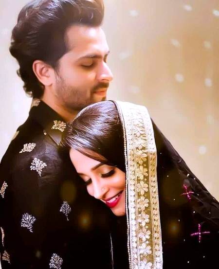 موت سے بھی گہری ایک نیند ہوتی ہے💞
تیرے بازؤں کا تکیہ ہو تو بتاوں تجھے 💞
😔😔😔
