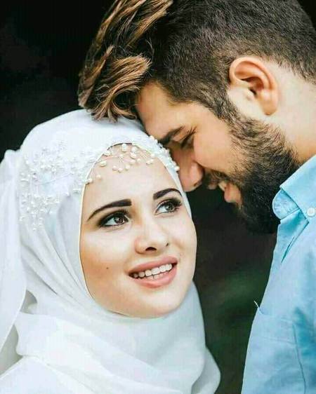 محبت میں شراکت ---گوارہ نھیں مجھے

میں سورج نھیں جو دھوپ--ھر آنگن میں بانٹ دوں

Hero❤️❤️