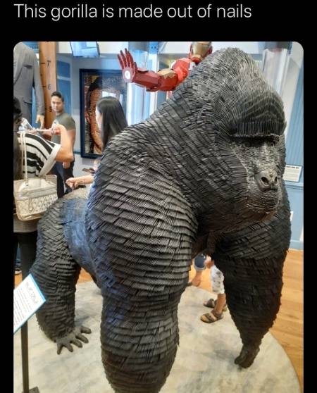 Gorilla 🦍 nails sy banaya hua😳😳