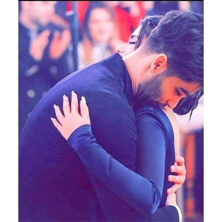 سنو!! کہاں جا کے تم نے مجھے مانگا تھا🤗
جو اتنا تمھیں چاہنے لگ گيی ہوں🙈
❤️💯
__🖤❤️