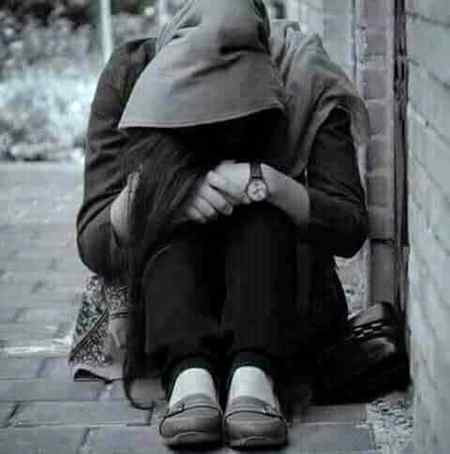 ملنے کا من نہیں, تو بہانہ نیا تراش 
اب تو مکالمے بھی , تیرے یاد ہوگئے 
بیزار , بدمزاج , انادار , بدلحاظ 
ایسے نہیں تھے جیسے تیرے بعد ہو گئے