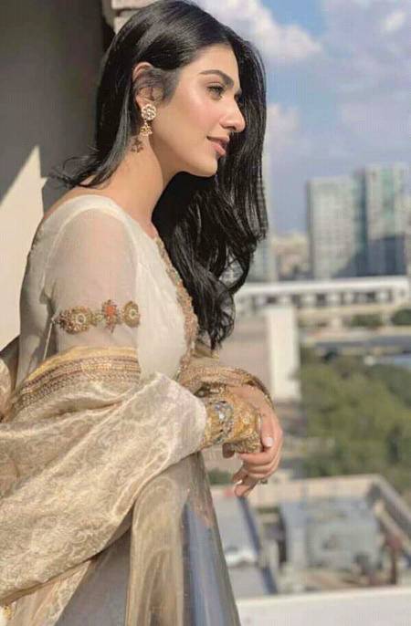 Sarah Khan