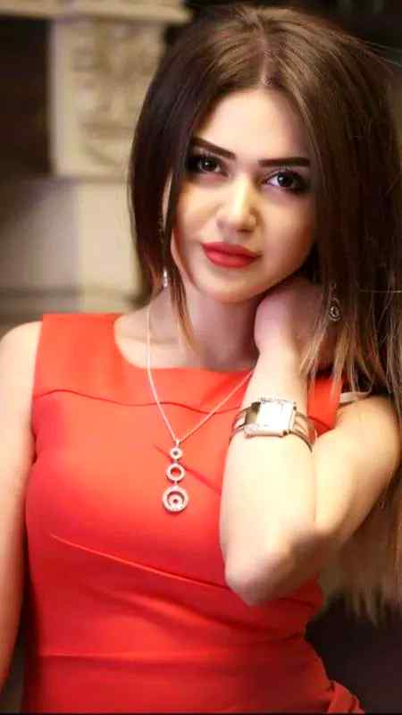 دوست تو بہت تھے سفر زندگی میں*

رفتہ رفتہ چھوڑ گئے حالت غریبی دیکھ کر*