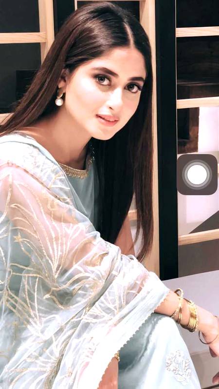 Sajal Ali like 🔥