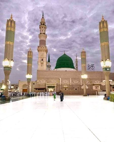 *سب سے بڑا نقصان یہ ہے - کہ*
*وہ جنت جس کی لمبائی اور چوڑائی سات زمین و آسمان سے زیادہ ہے -*
*ہماری اپنی حرکتوں کیوجہ سے اٌس کے اندر ہمارے لئے کوئی جگہ نہ ھو*