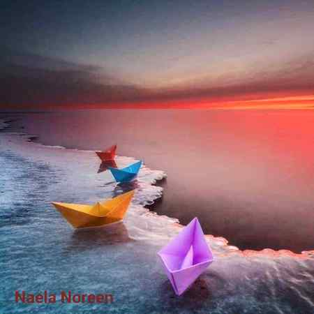 ایک بچپن کا زمانہ تھا 
خوشیوں کا خزانہ تھا 
چاہت چاند کو پانے کی
دل تتلی کا دیوانہ تھا
تھک کے آتے سے اسکول سے 
پھر کھیلنے بھی جانا تھا
بارش میں وہ کاغذ کی کشتی
ہر موسم  سہانا تھا
ہر کھیل میں ساتھی تھے 
ہر رشتہ نبھانا تھا
نہ رونے کی وجہ کوئی 
نہ ہنسنے کا بہانا تھا 
اب نہیں رہی وہ زندگی 
جیسا بچپن کا زمانہ تھا