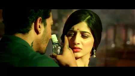 apny he hoty hy Jo dill per war krty hy 🥺🥺 warna gairo ko Kiya khabar dill kis bat per dukta Hy 😢😢