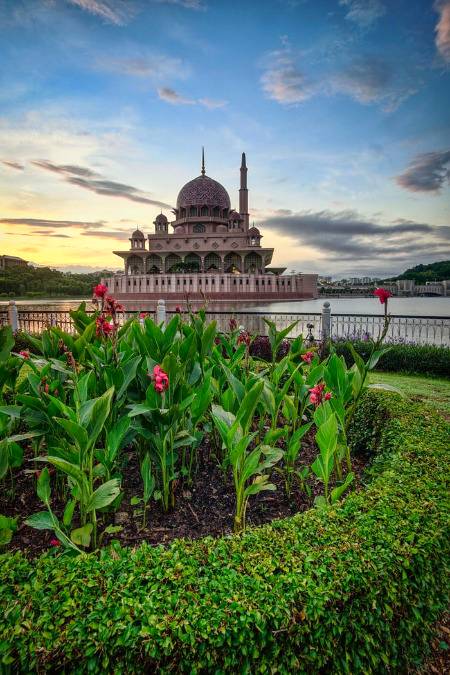 Beautiful Mosque..😍😍