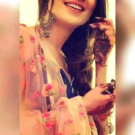 خدا جانے میرا کیا واسطہ ہے تجھ سے۔۔۔

ہزاروں اپنے ہیں مگر یاد تم ہی اتے ہو۔❤❤❤