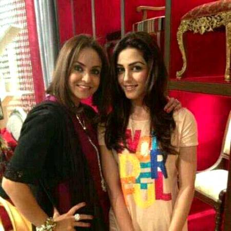 Nadia  Khan  &  Maya  Ali