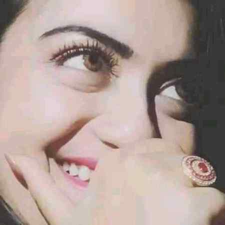 ایک حماقت یاد آئی دیر تک ہنستے رہے۔!!
ہم غلط پٹڑی پہ بیٹھے ریل کو تکتے رہے۔۔!!
Jigar g