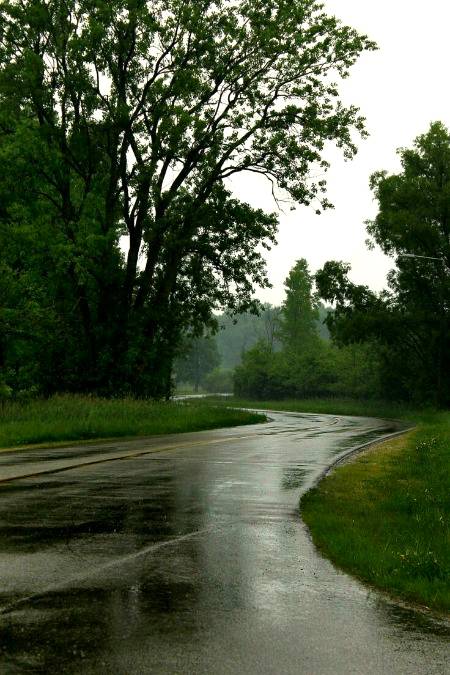 Barish Kahaan Kahn h0 Rhi hai