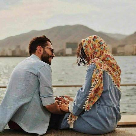 محبت طویل قربتوں کا نتیجہ نہیں بلکہ یہ وحی کی طرح، کسی بھی لمحے ہمارے دلوں میں اتر جاتی ہے۔