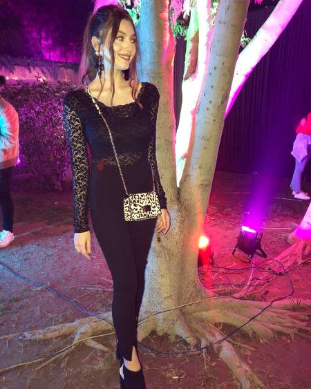 Neha Rajpoot is best known as a Model. Pakistani model and actress who is known for her modeling work with several international brands and companies including Sapphire, Al Karam, and Ali Xeeshan.
Birth Sign	Capricorn
Birth Date	January 17, 2000