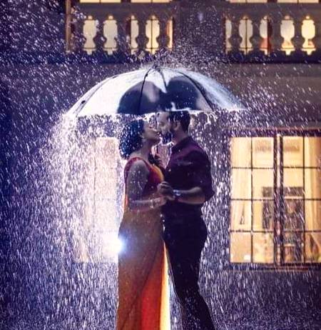 میں ہوں خزاں کی اداس سی اک شام-__🌇
اور تو میری بہار کی صبح کا ستارہ ہے-__❣️