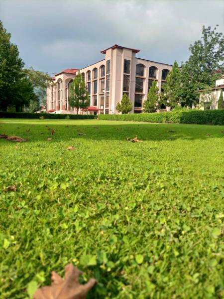 Apni Uni ❤️😍😍