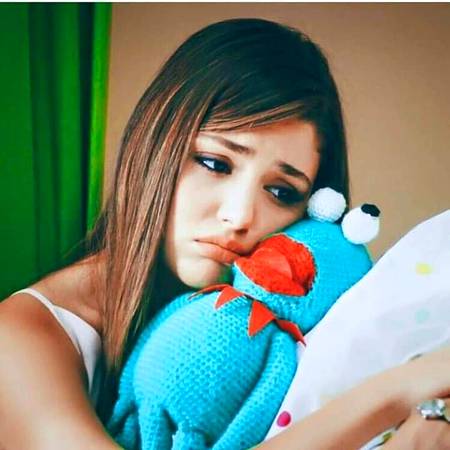 بدلے ہیں مزاج انکے کچھ دنوں سے وہ بات تو کرتے ہیں، باتیں نہیں کرتے... M@hi💕