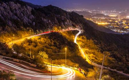The road to Daman-e-Koh looks rather enchanting at night