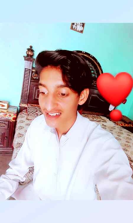 ہاں مُجھے سکون چاہیئے۔
گہرا سکون موت جیسا۔🙃🖤