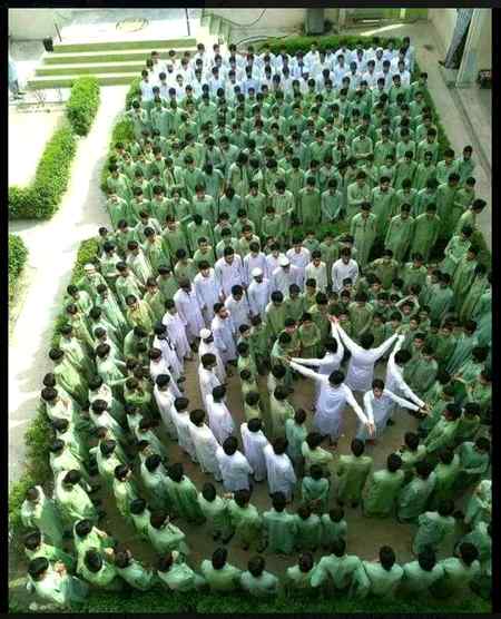 The world's beautiful flag.... I love my pakistan💬💚