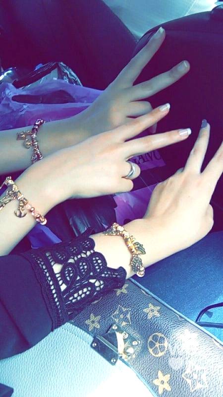 ایرے غیرے کو ٹھہرنے کی اجازت نہیں دی،... 🔥 دل کو دل رکھا ہے ، بازار نہیں ہونے دیا - “ ❤️