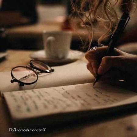 "جب ہم بڑے ہو جاتے ہیں تو پنسل کی جگہ پین اس لیے دیا جاتا ہے 
تاکہ ہم سمجھ جائیں کے اب ہماری غلطیاں مٹانا آسان نہیں "🖤