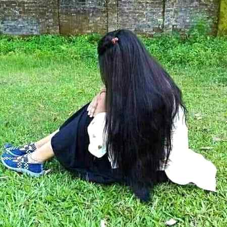 وہ تو خوشبو ہے ہواؤں میں بکھر جایگا
مسلہ تو پھول کا ہے پھول کدھر جایگا