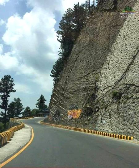 Road from Nathia gali to Abbotabad kpk👌✌❤🔥