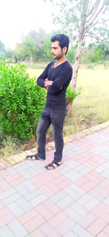 میں خودکا مقابلہ کسی سےنہیں کرتا۰!
میں جیسا بھی ہوں الحمد اللۂ بہترین ہوں۰!!💯