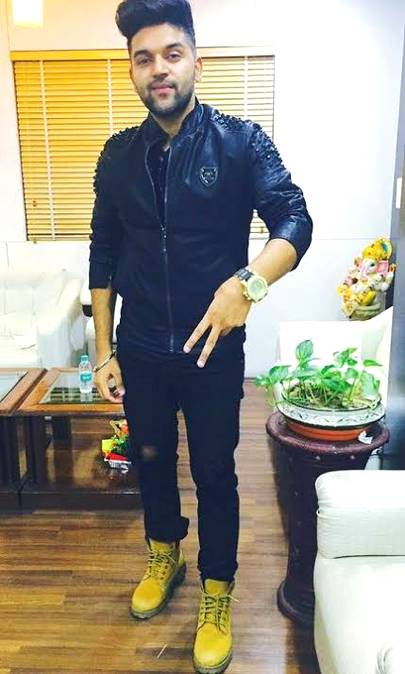 Nazar na lag jay tanu thod se gahbary sano.❤😎