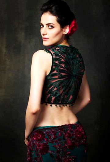 Farhina parvez