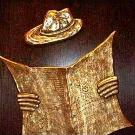 ﮨﺮ ﺷﺤﺺ ﻣﺠﻬﮯ ﺻﻮﺭﺕِ ﺍﺧﺒﺎﺭ ﺳﻤﺠﮫ ﮐﺮ
ﺻﻔﺤﺎﺕ ﺳﮯ ﻣﻄﻠﺐ ﮐﯽ ﺧﺒﺮ ﮐﺎﭦ ﺭﮨﺎ ﮨﮯ