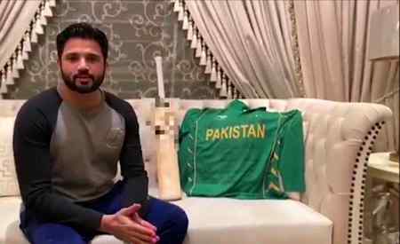 Azhar Ali auctioned his triple century scored bat and shirt of champions trophy final in 21 lacs