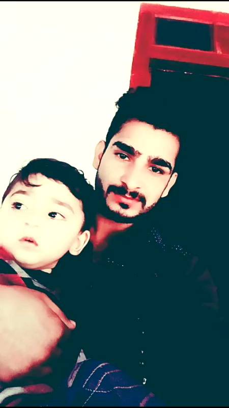 Ziada acting karnay laga tha... Usko dekh k marnay laga tha .n1