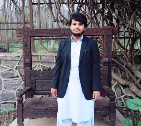 مجھے لگتا ہے میرے خواب ادھورے رہ جائیں گے
مجھے شک کہ ہے میری موت جوانی میں ہوگی 💔💯