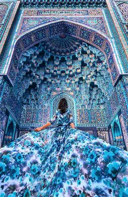 یہ بھی کِیا کَم ہے کہ ، ہَم تیری تَمنا مِیں جِئیں
لُطفِ مَنزل نہ سَہی ، حَسرتِ مَنزل ہی سَہی