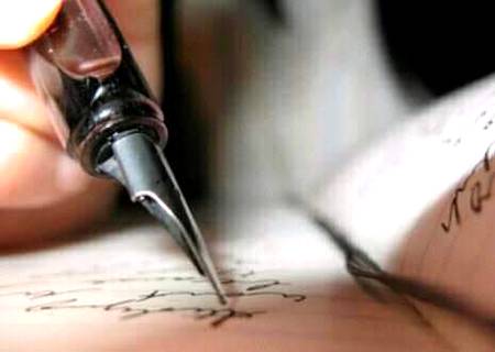 شاعری شوق نہیں اور نہ ہی کاروبار ہےبس جب درد برداشت نہیں کرپاتی  تو لکھ دیتی ہوں.