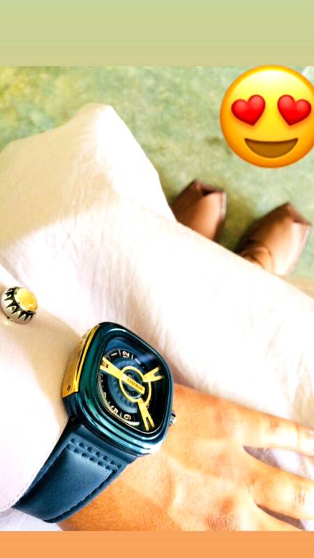 PeShAwaRi ChaPal😜