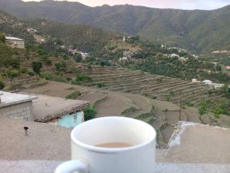Beautiful view and a cup of tea💕❤💕
Clean weather and natural beauty🌺❤🌺