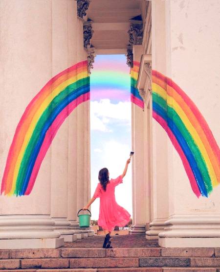 ﮈﮬﯿﺮ ﺳﺎﺭﮮ ﺭﻧﮓ ﺧﺮﯾﺪ ﻻﯾﺎ ﮨﻮﮞ 
ﺗﯿﺮﮮ ﻟﯿﮯ ﺳﺎﺭﺍ ﺁﺳﻤﺎﮞ ﺳﺠﺎﺅﮞ ﮔﺎ