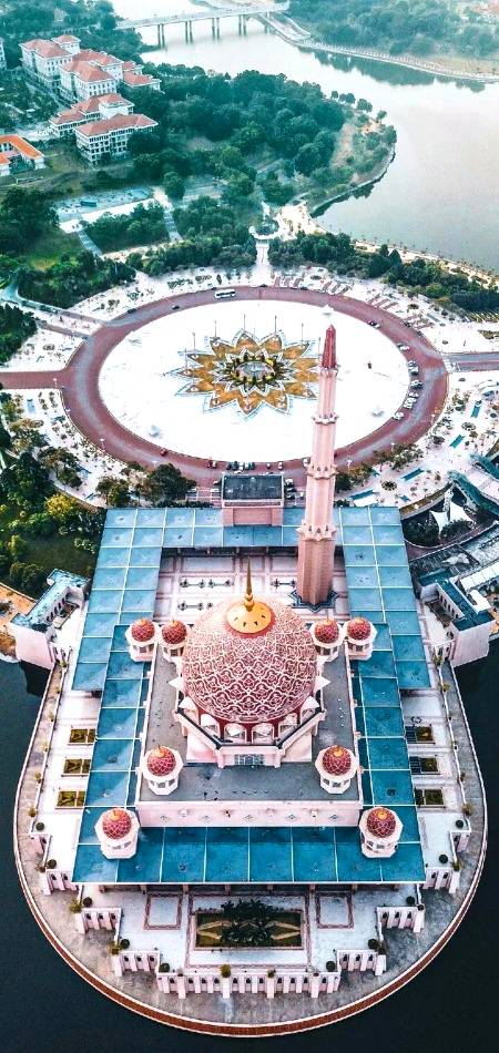 Pink Mosque in Malaysia whenever you go in putrajaya you are bound to catch a glimpses of putra Mosque