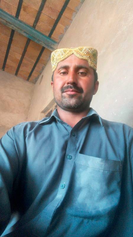 کر لے یہ شوق بھی پورا,تو اڑا دے گردن💔

میں تیرے کفر کے فتووں میں نہیں آنے وال