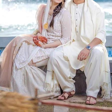 عشق ہوجائے گا میری داستانِ عشق سے،
رات بھر جاگا کرو گے، اس کہانی کے لئے۔۔......💕M@hi💕