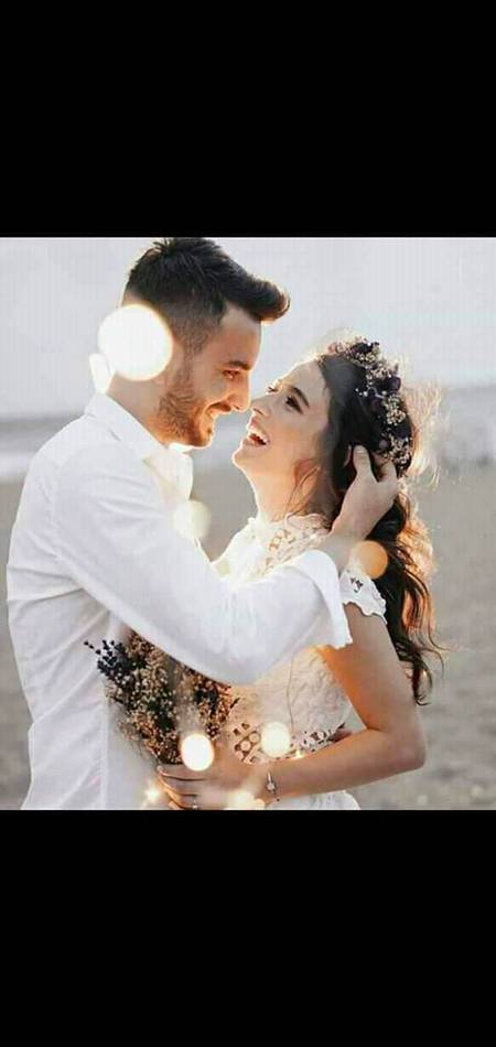 اور کیا اپنی محبت کا یقیں دیں تجھ کو،،💞💞
ہم تری یاد میں جلتے ہیں  تو جی اٹھتے ہیں💞💞
❤️