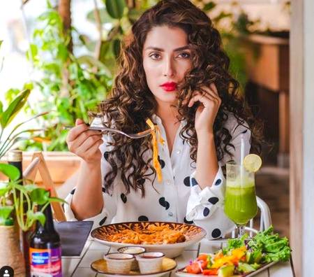 Ayeza Khan's recent click!